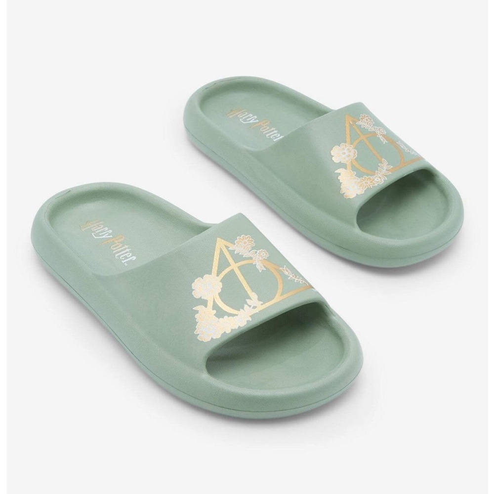 Green Juicy Couture Women's Slide Sandals